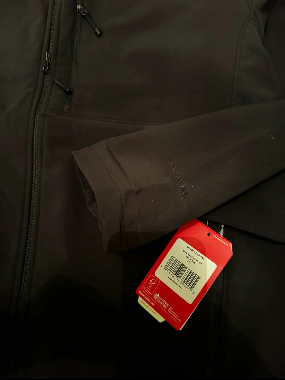 The North Face Men's Black Apex Jacket with Chest Logo size XXL